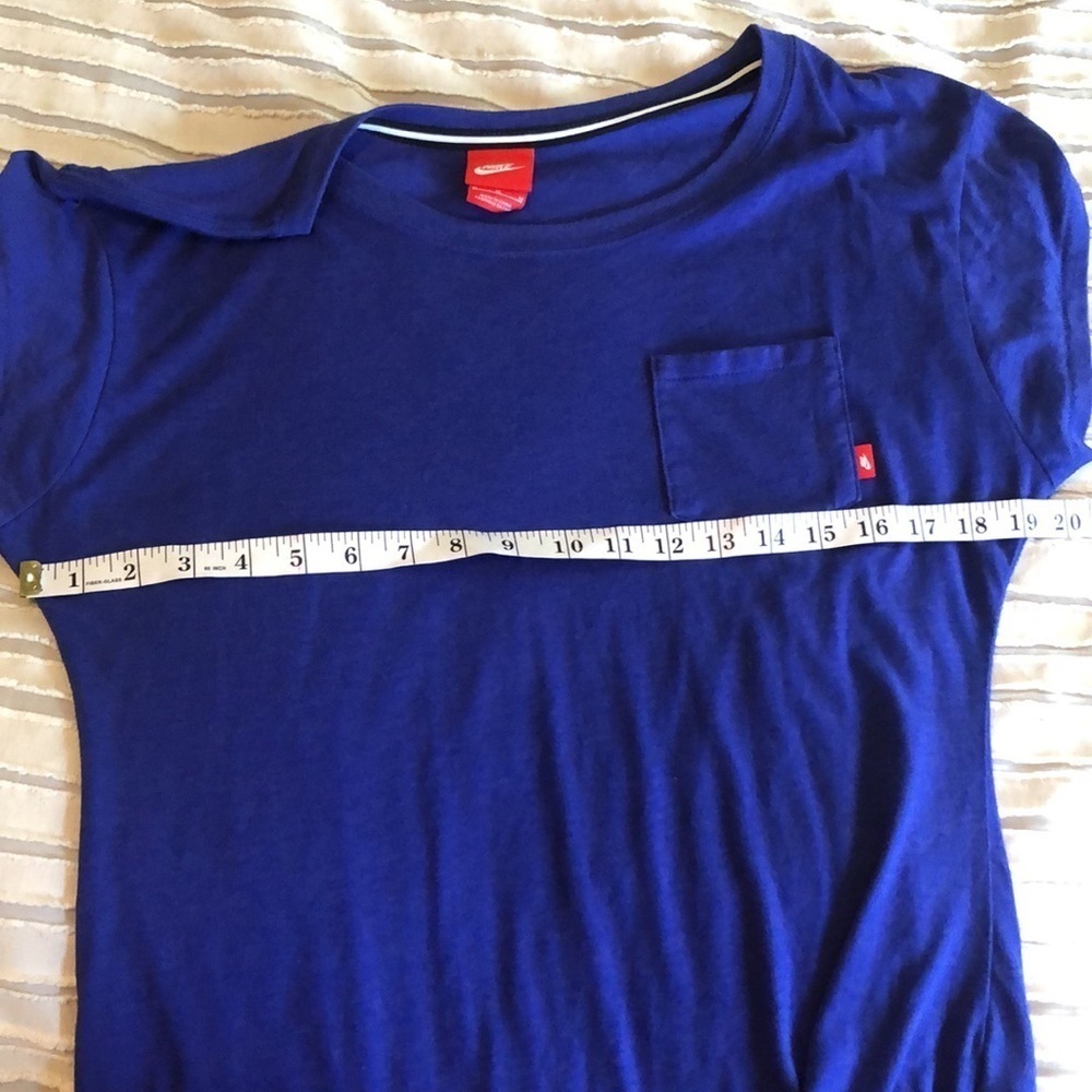 Nike T-shirt - Picture 6 of 7